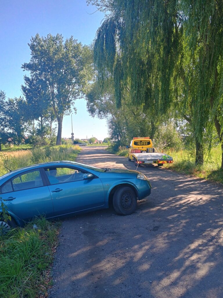 Laweta w akcji, holowanie Lubań - bezpieczny transport uszkodzonego pojazdu na terenie Lubania.